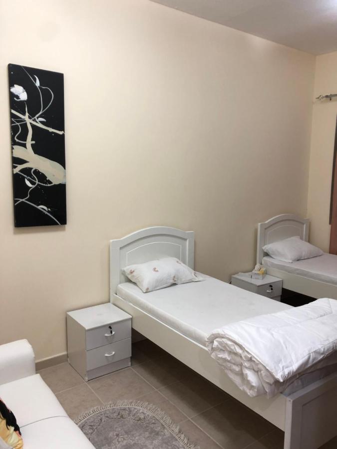 Kaya Hostel Дубай Екстер'єр фото
