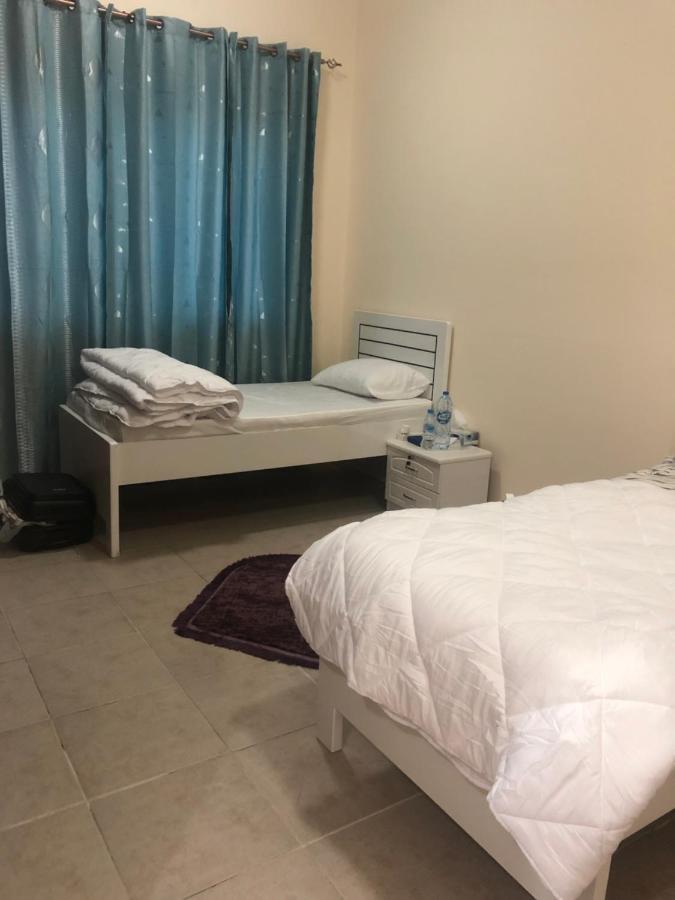 Kaya Hostel Дубай Екстер'єр фото